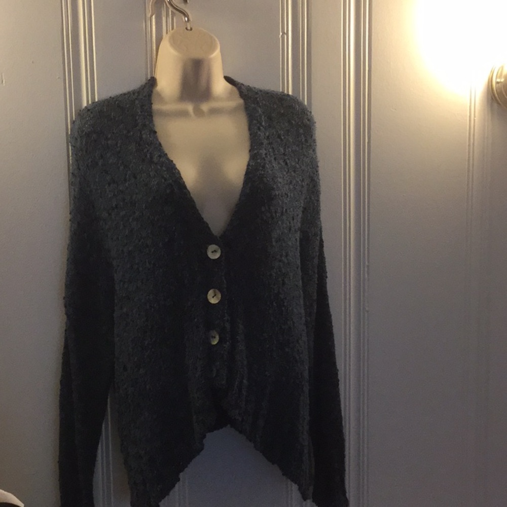 Cardigan sweater